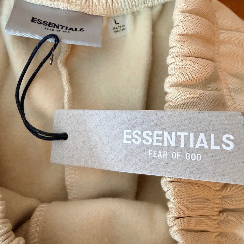 Fear of God Essentials Sweatpants Cream Tan Logo Joggers Mens Large NEW - Picture 6 of 8